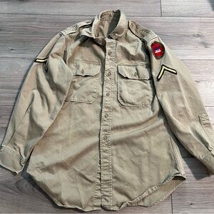 Men's Tan 7th Army Corps Uniform Top 15x31 1956